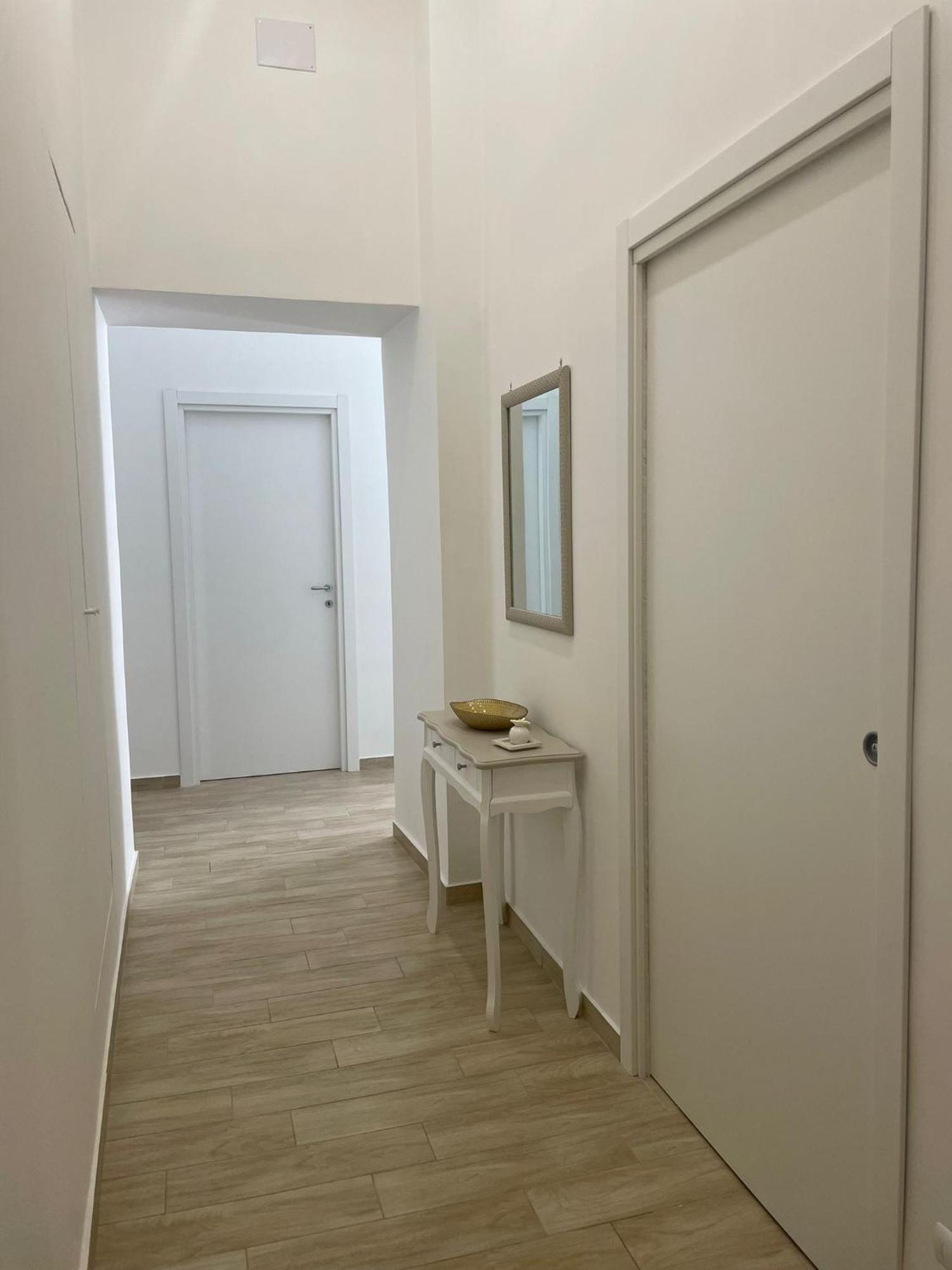 Duomo Luxury Apartament نابولي المظهر الخارجي الصورة