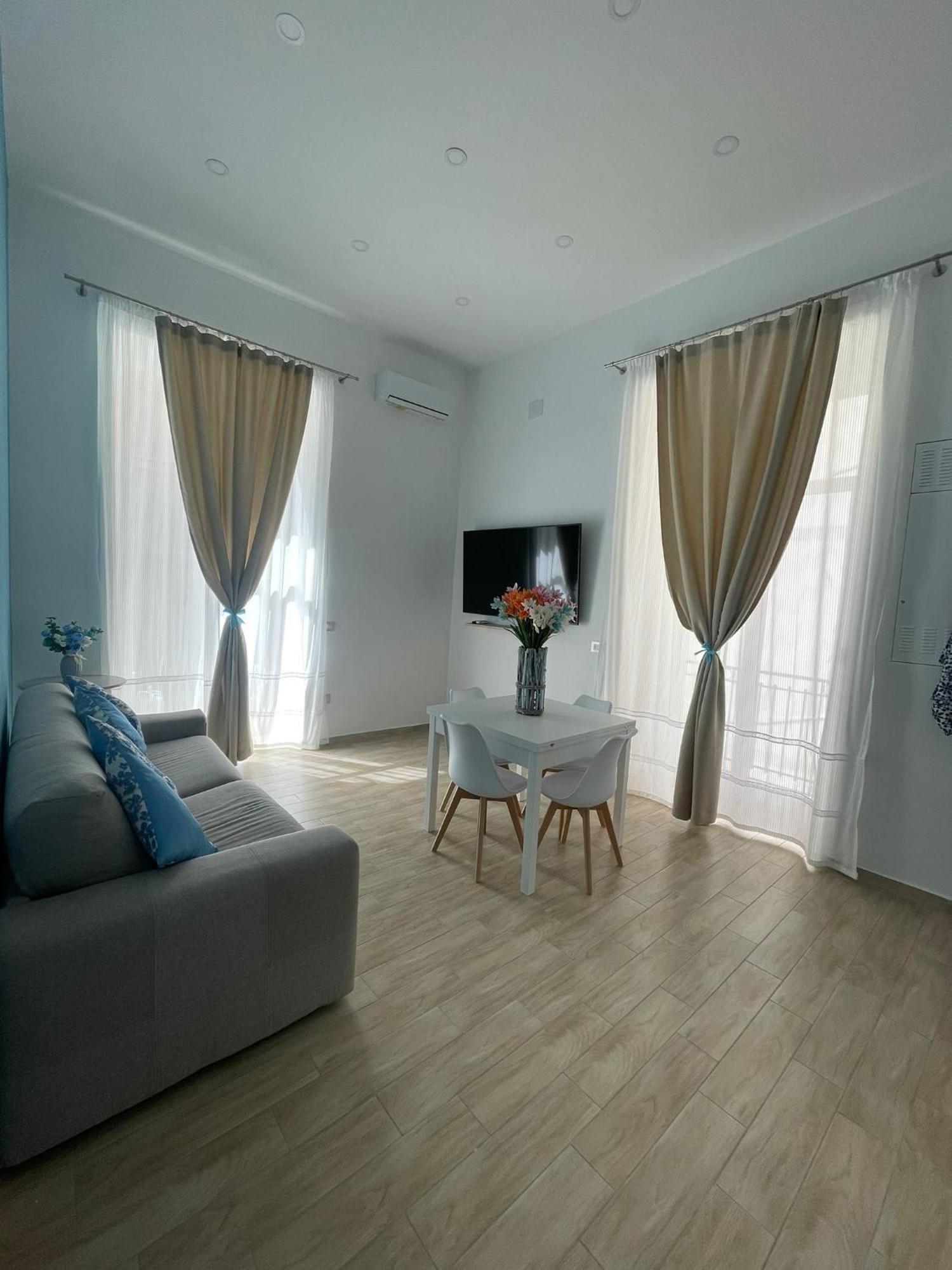 Duomo Luxury Apartament نابولي المظهر الخارجي الصورة