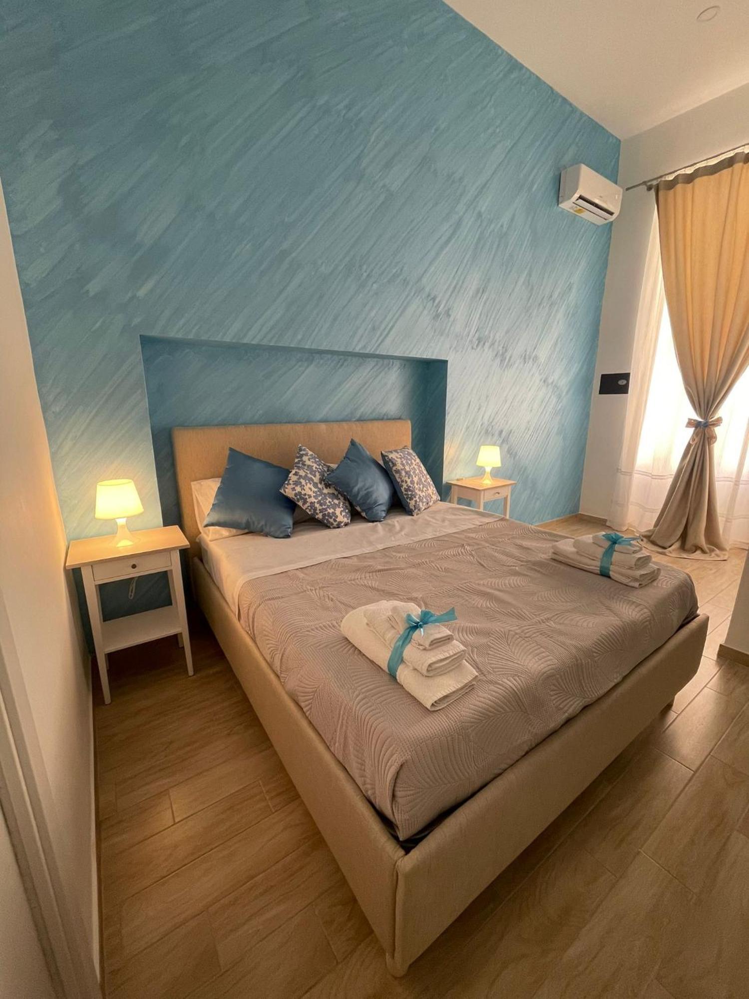 Duomo Luxury Apartament نابولي المظهر الخارجي الصورة